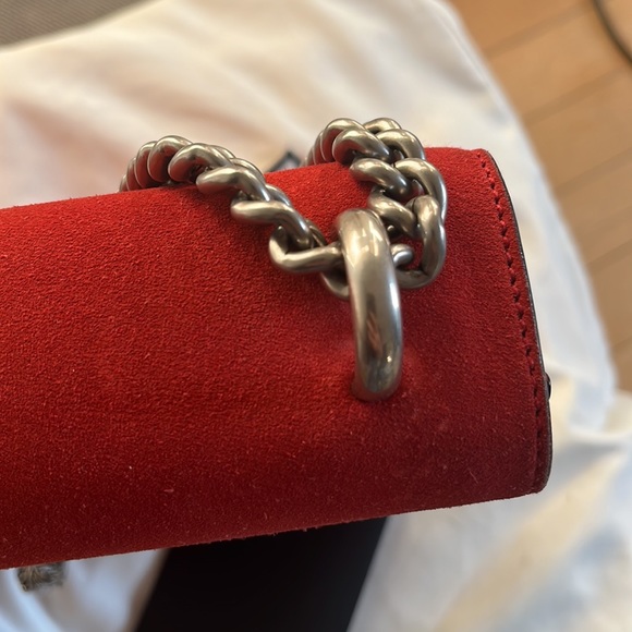 Gucci Red Suede Large Dionysus Shoulder Bag - Picture 11 of 17